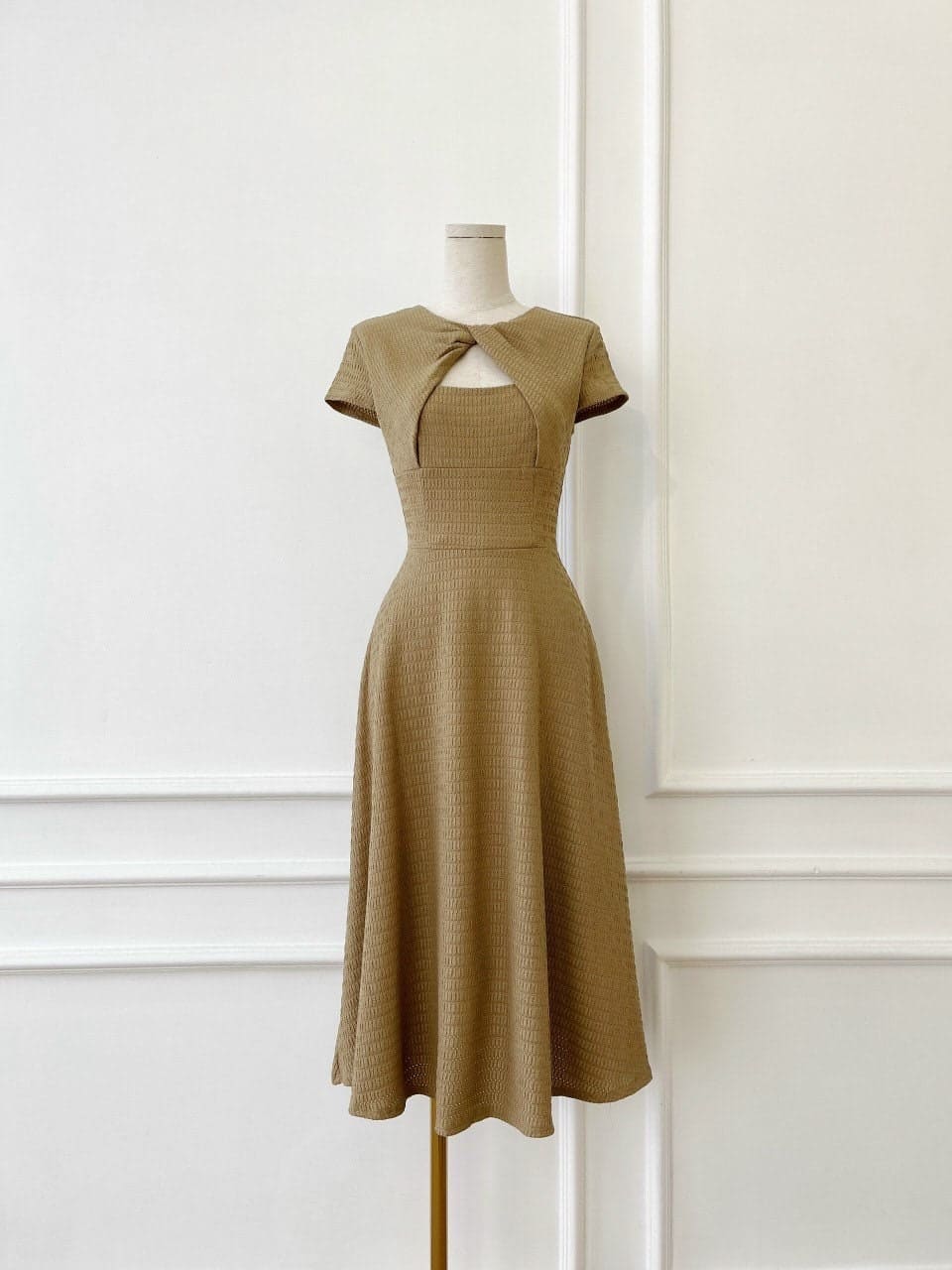 Midi Dress with Chest Cut Out (4 colors)