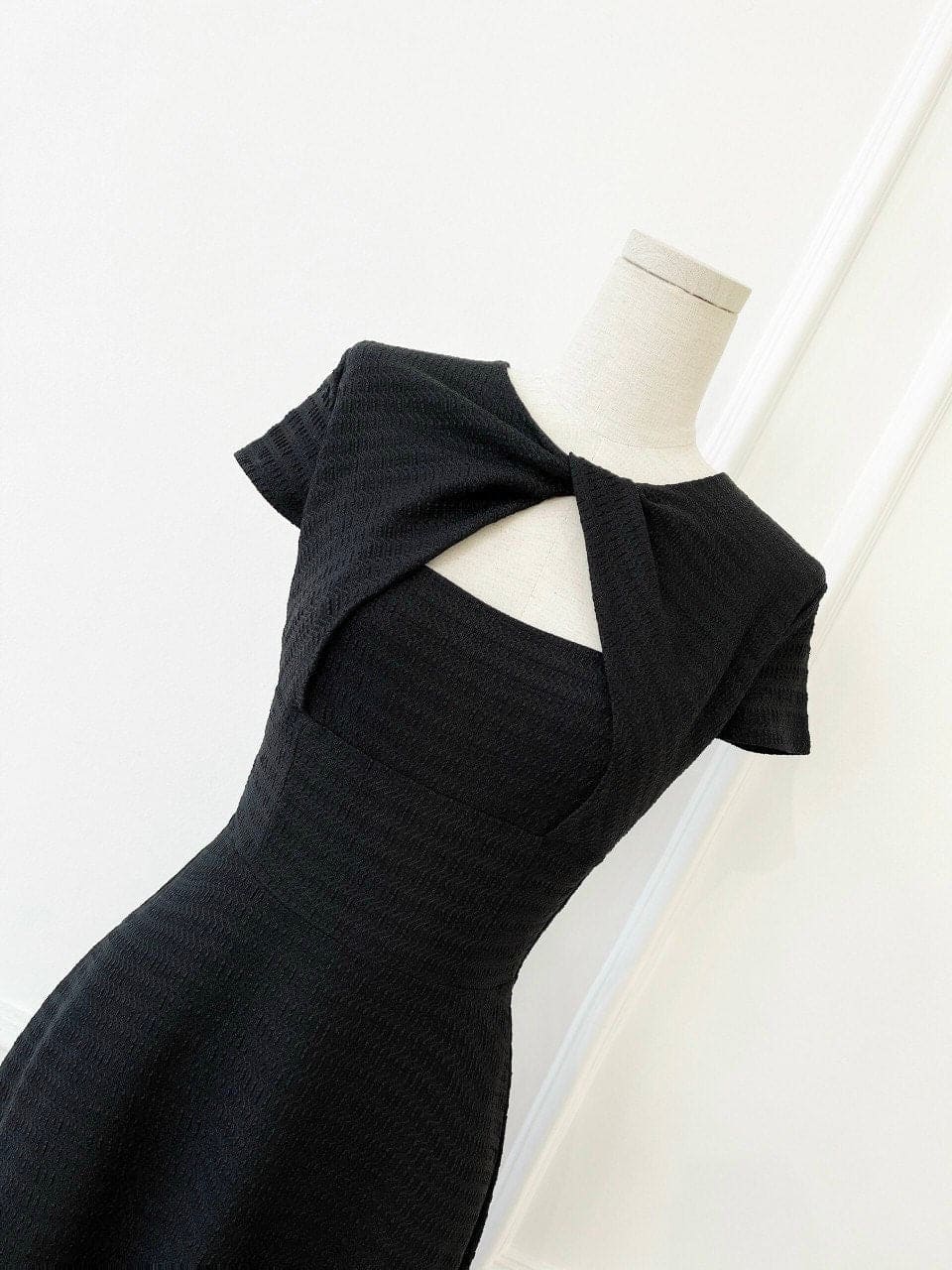 Midi Dress with Chest Cut Out (4 colors)
