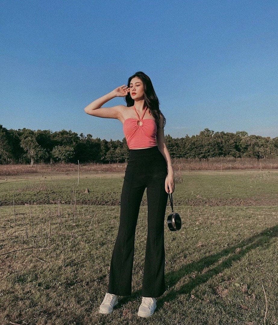 Black Stretchy Bell Shape Pants with Pocket
